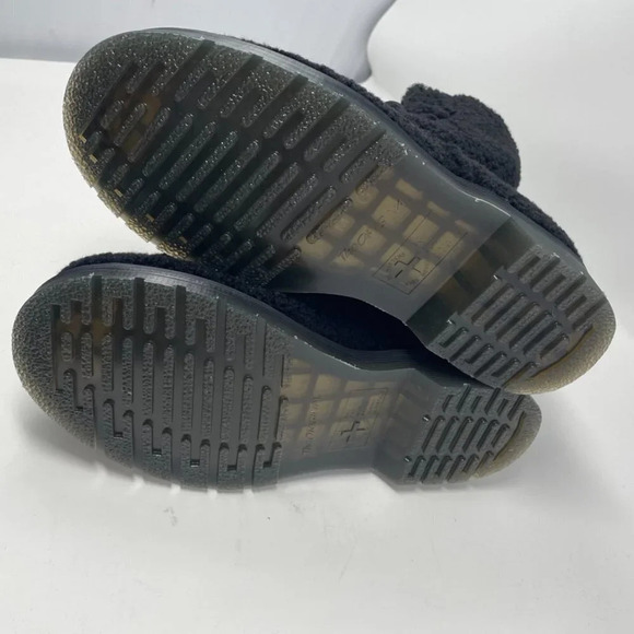 Dr. Martens 1460 Pascal Women's Faux  Shearling Boots in Black Lux Borg Sz 7 NWT - Picture 9 of 10